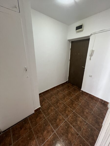 Stefan Cel Mare, Dorobanti, bloc Perla,