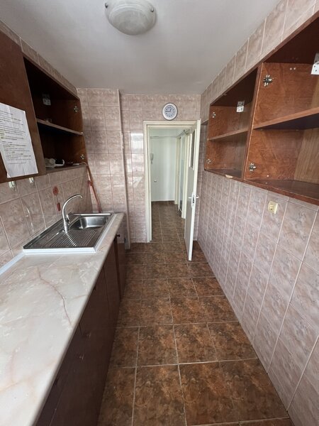 Stefan Cel Mare, Dorobanti, bloc Perla,