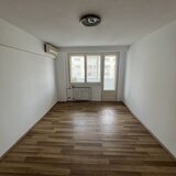 Stefan Cel Mare, Dorobanti, bloc Perla